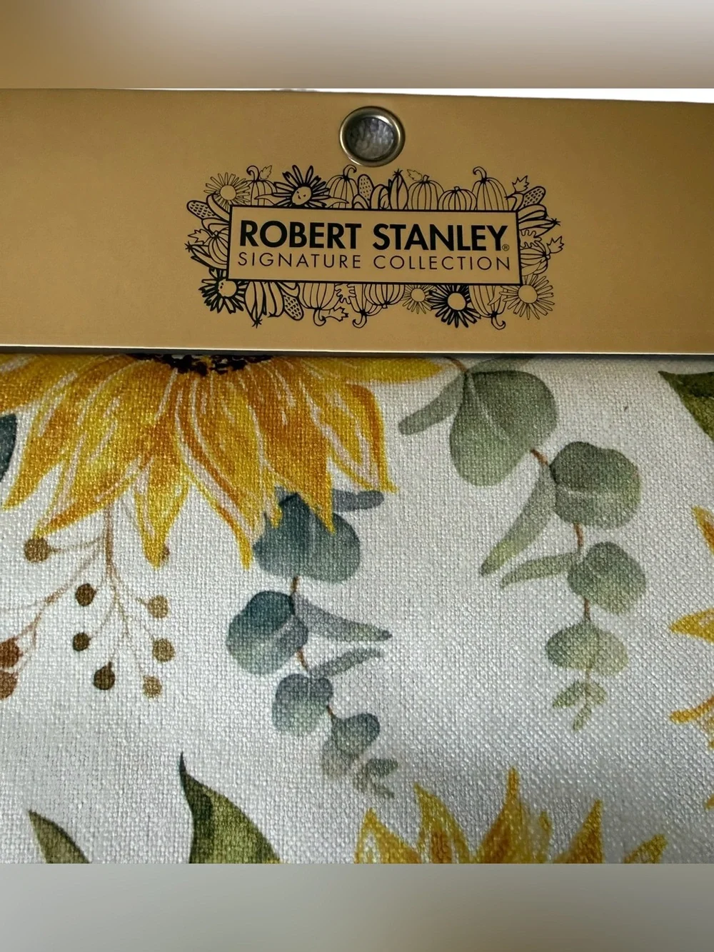 Robert Stanley Signature Collection bring warm